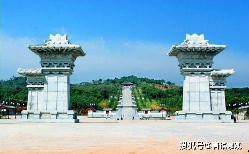 局中凤阙,揭秘宫廷权谋与传奇人生